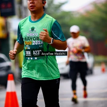 Runner Photo 8559745