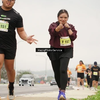 Runner Photo 8559851