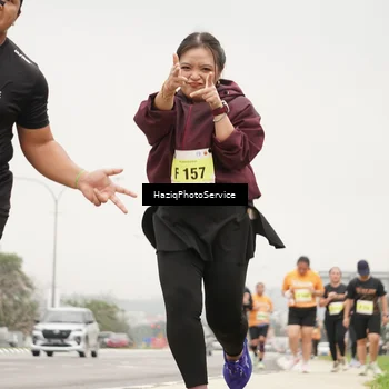 Runner Photo 8559863
