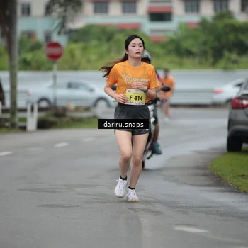 Runner Photo 8559895