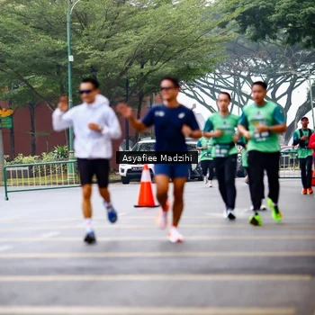 Runner Photo 8559901