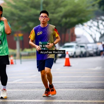 Runner Photo 8559909