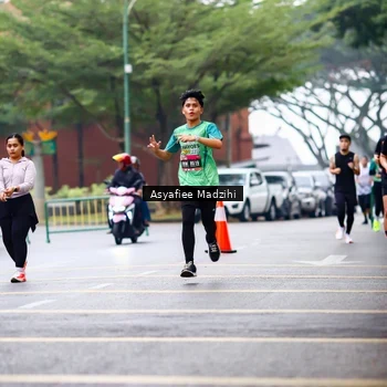 Runner Photo 8559975
