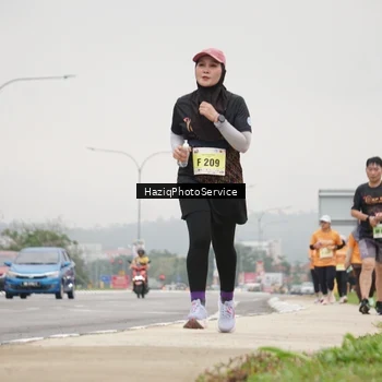 Runner Photo 8559976