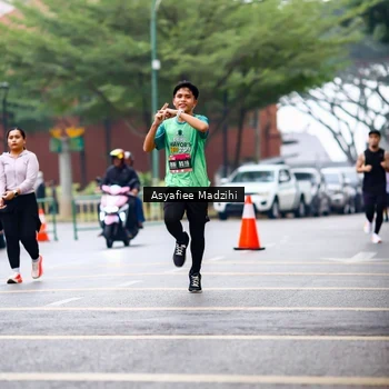 Runner Photo 8559978