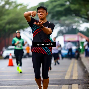 Runner Photo 8560003