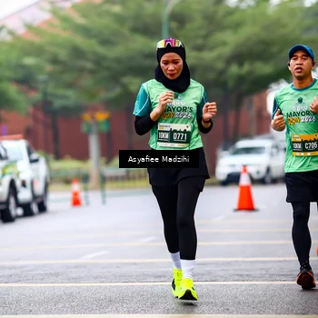 Runner Photo 8560011