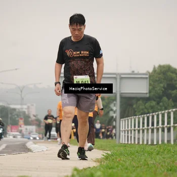 Runner Photo 8560012
