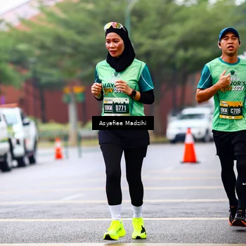Runner Photo 8560018
