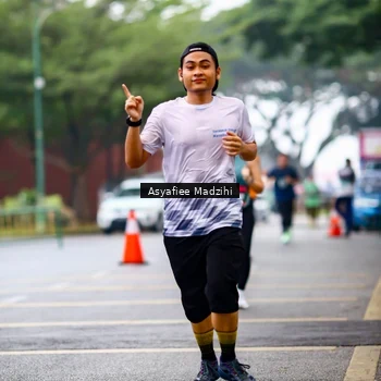 Runner Photo 8560023