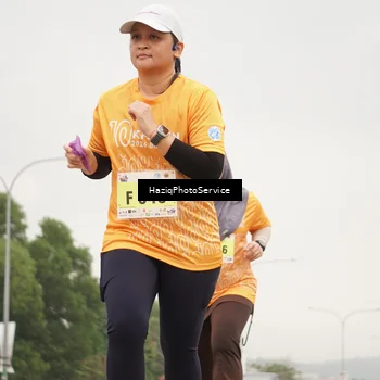 Runner Photo 8560037