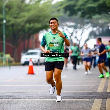 Runner Photo 8560082