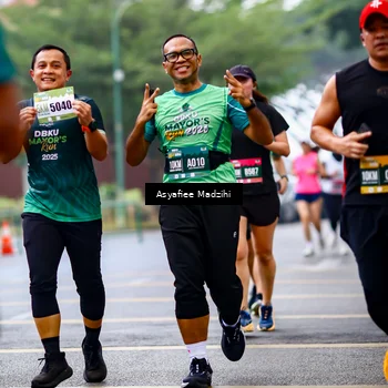 Runner Photo 8560098