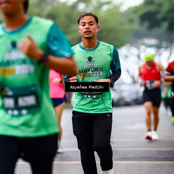 Runner Photo 8560113