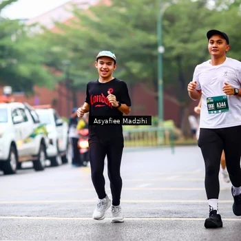 Runner Photo 8560164