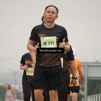 Runner Photo 8560224