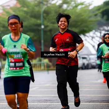 Runner Photo 8560263