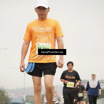 Runner Photo 8560310