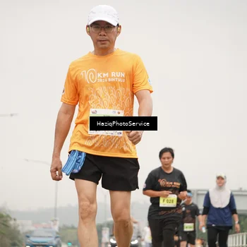 Runner Photo 8560311
