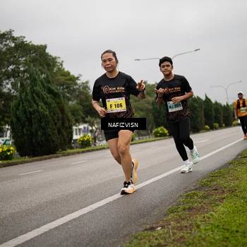 Runner Photo 8560345