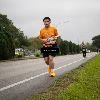 Runner Photo 8560391