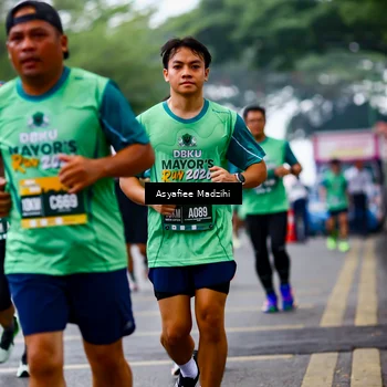 Runner Photo 8560392