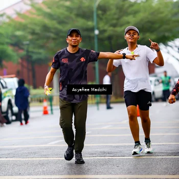 Runner Photo 8560466