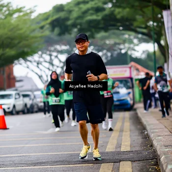Runner Photo 8560492