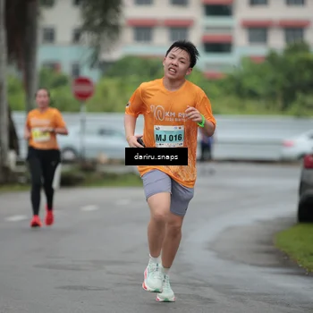 Runner Photo 8560534