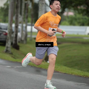 Runner Photo 8560611