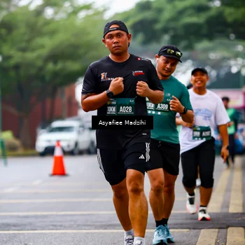 Runner Photo 8560637