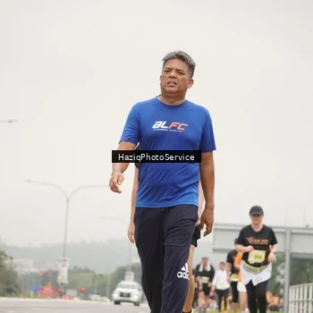 Runner Photo 8560747