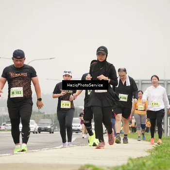 Runner Photo 8560822