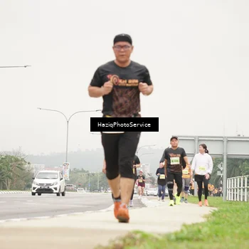 Runner Photo 8560842