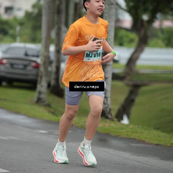 Runner Photo 8560858