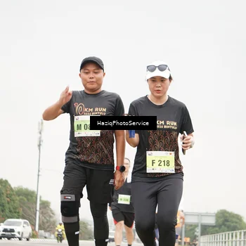 Runner Photo 8560859