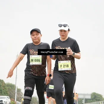 Runner Photo 8560863