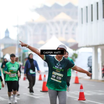 Runner Photo 8560875