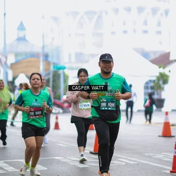 Runner Photo 8560911