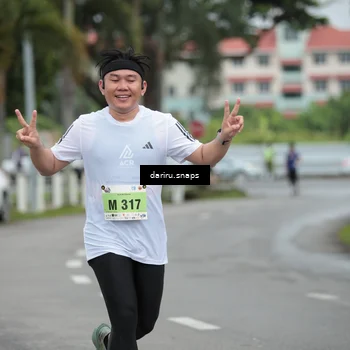Runner Photo 8561008