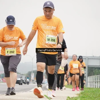 Runner Photo 8561024