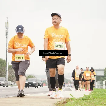 Runner Photo 8561031