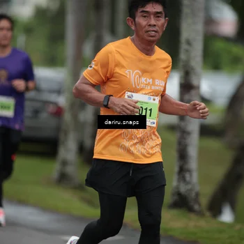 Runner Photo 8561040