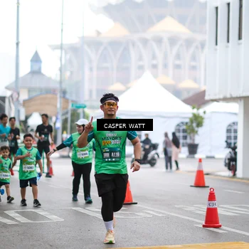 Runner Photo 8561046
