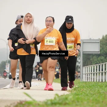 Runner Photo 8561081