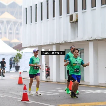 Runner Photo 8561091