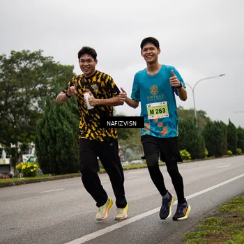 Runner Photo 8561099