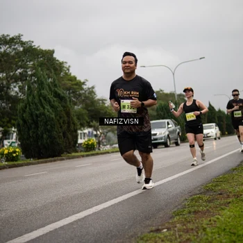 Runner Photo 8561101