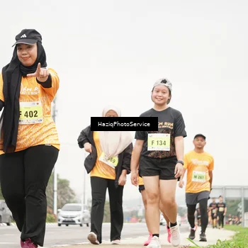 Runner Photo 8561126