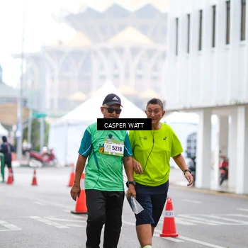 Runner Photo 8561189